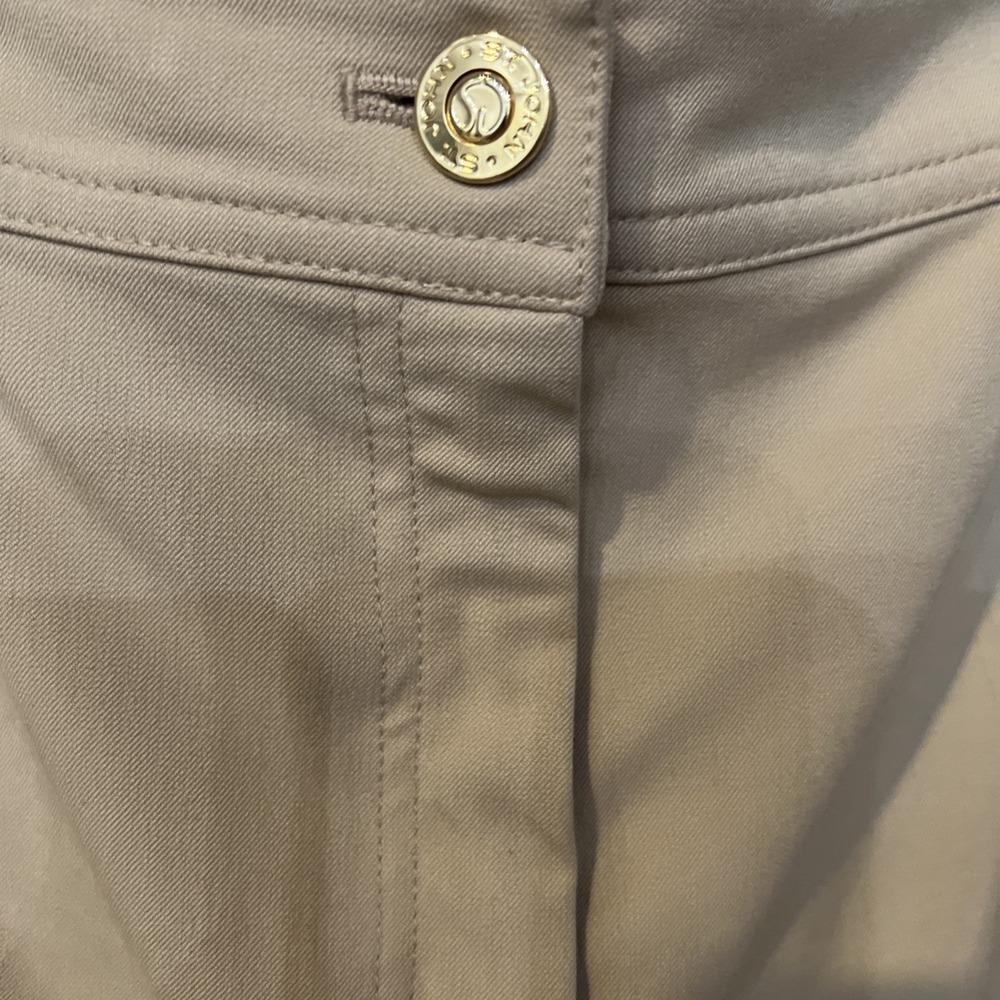 St. John Sport Women's TAN Elevated Cargo Capri Pants Cotton Stretchy SZ 14 - Picture 4 of 9